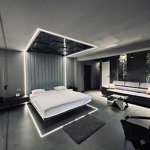 Apartment The Hatz By Rh Living, Bucharest